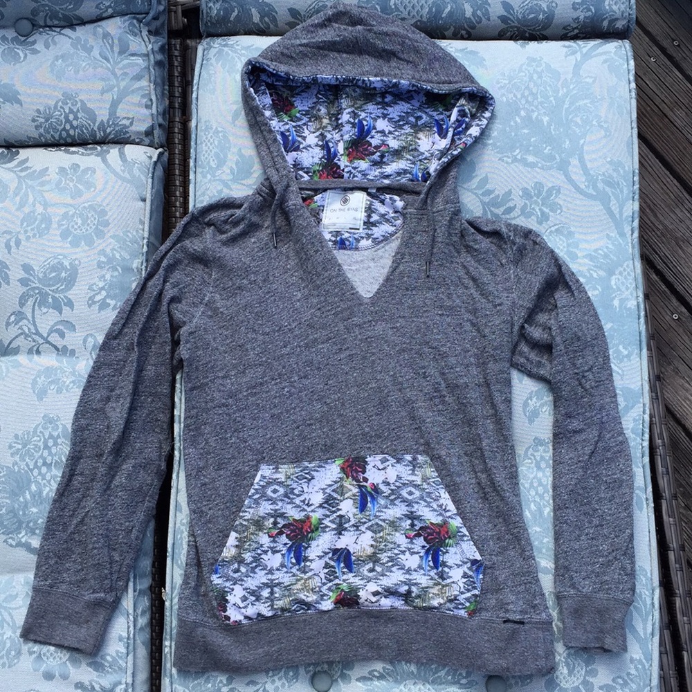 On The Byas Sweatshirt
